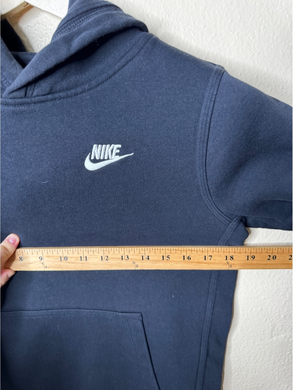 Nike Kids Large Hoodie Black Pullover Embroidered Swoosh Logo Sweatshirt L - Picture 6 of 7